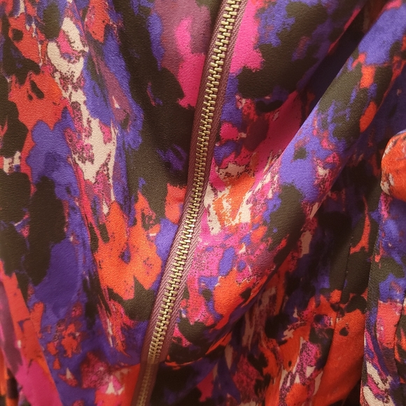 2/ $40 Thyme maternity colorful empire waist dress xl - Picture 6 of 6